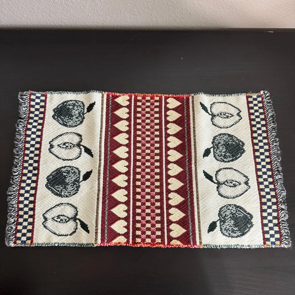 Lot of 4 Apple & Heart Pattern Checkered Fringed Placemats Fall Farmhouse Granny